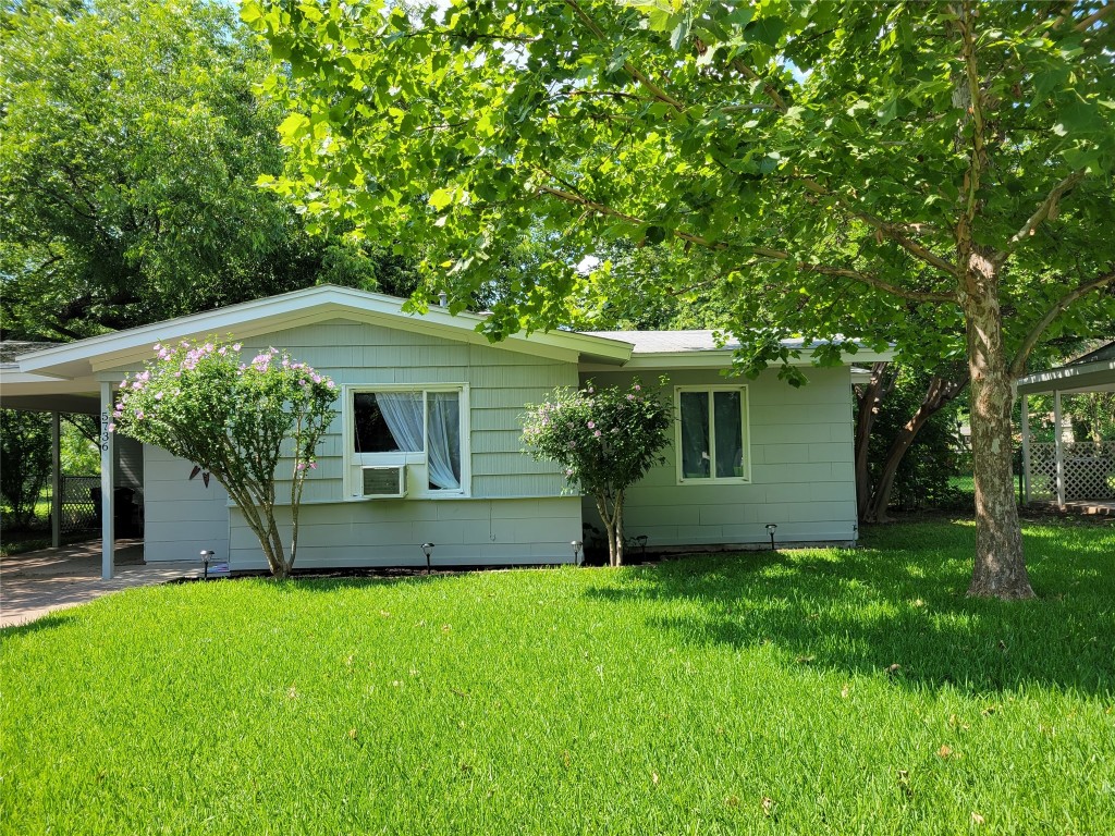 5736 Dennis Avenue Fort Worth TX 76114