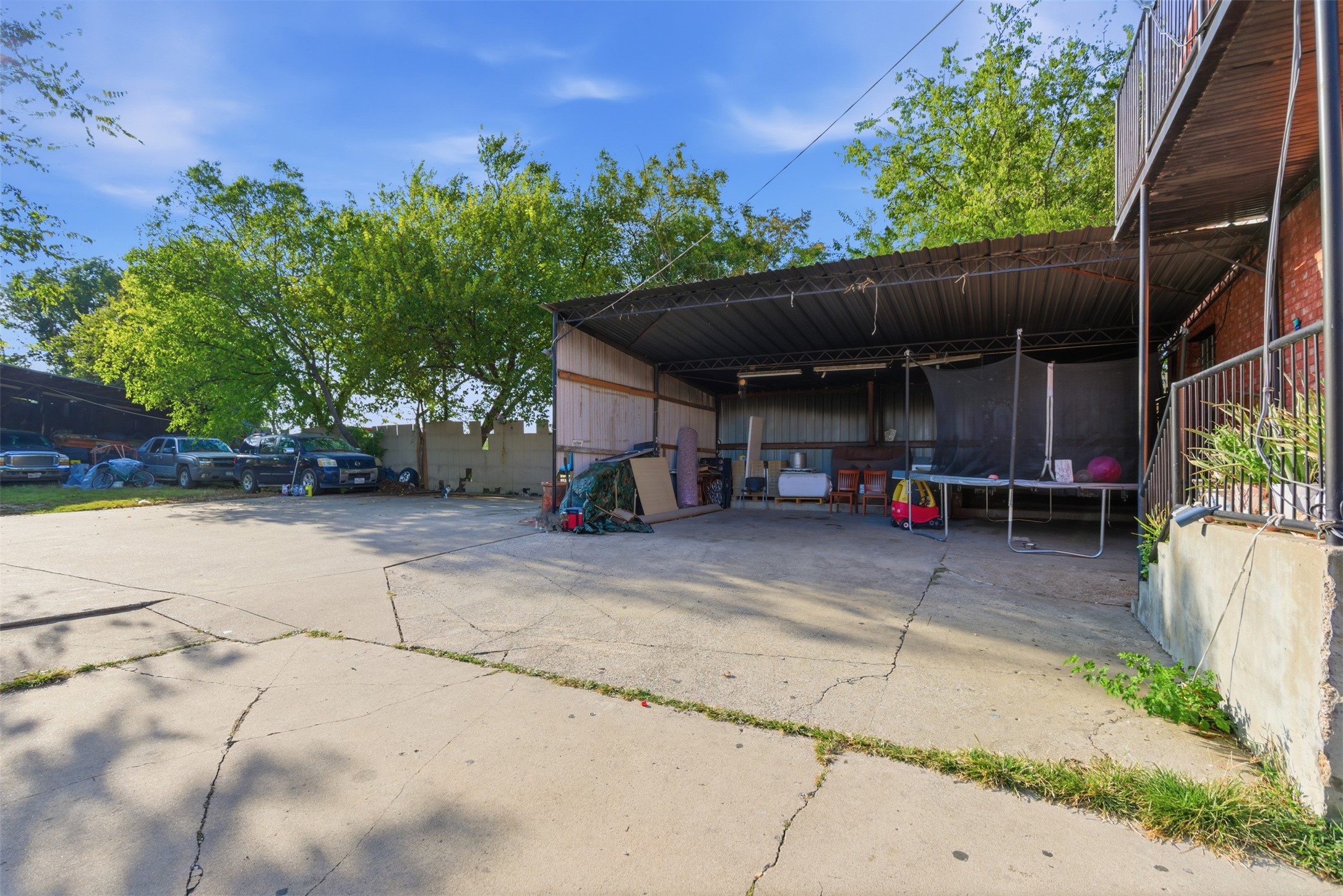 4611 Sylvester Street Dallas TX 75219
