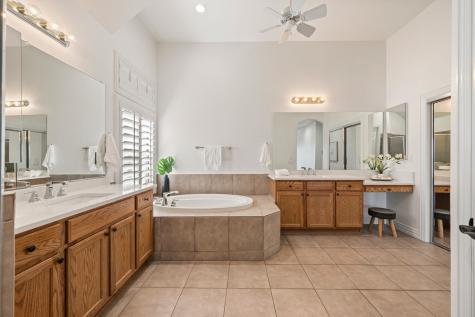 9317 Grandview Drive Denton TX 76207