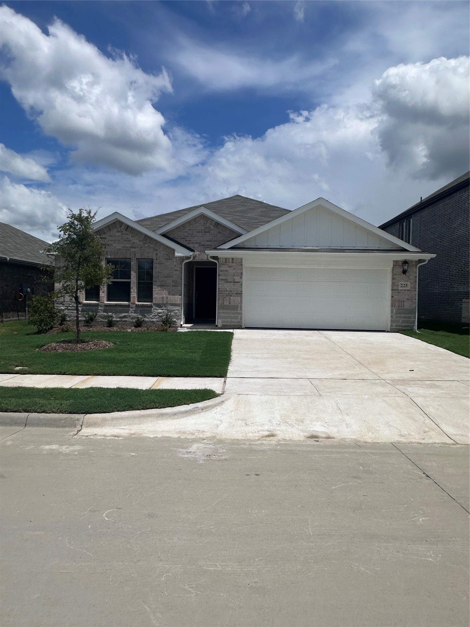 225 Sugarlands Drive Greenville TX 75402
