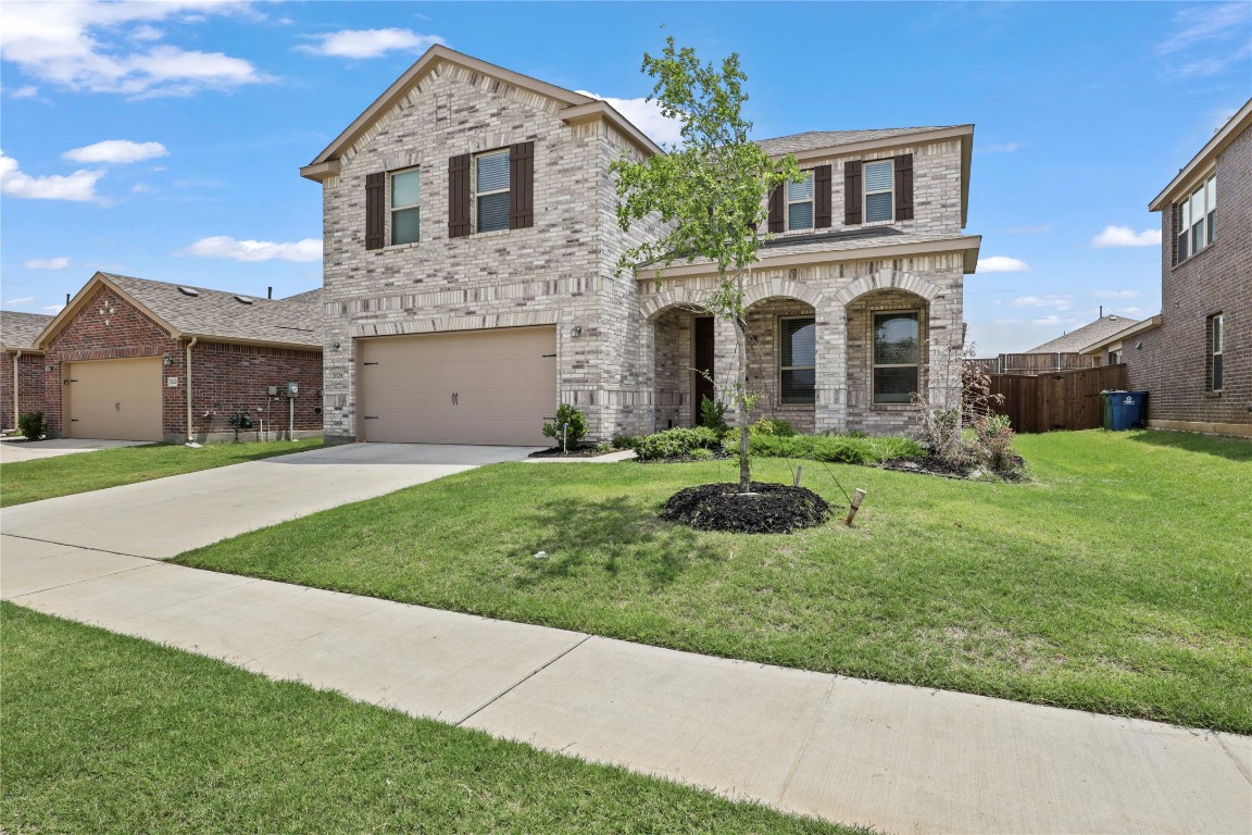2624 Warren Lane Aubrey TX 76227