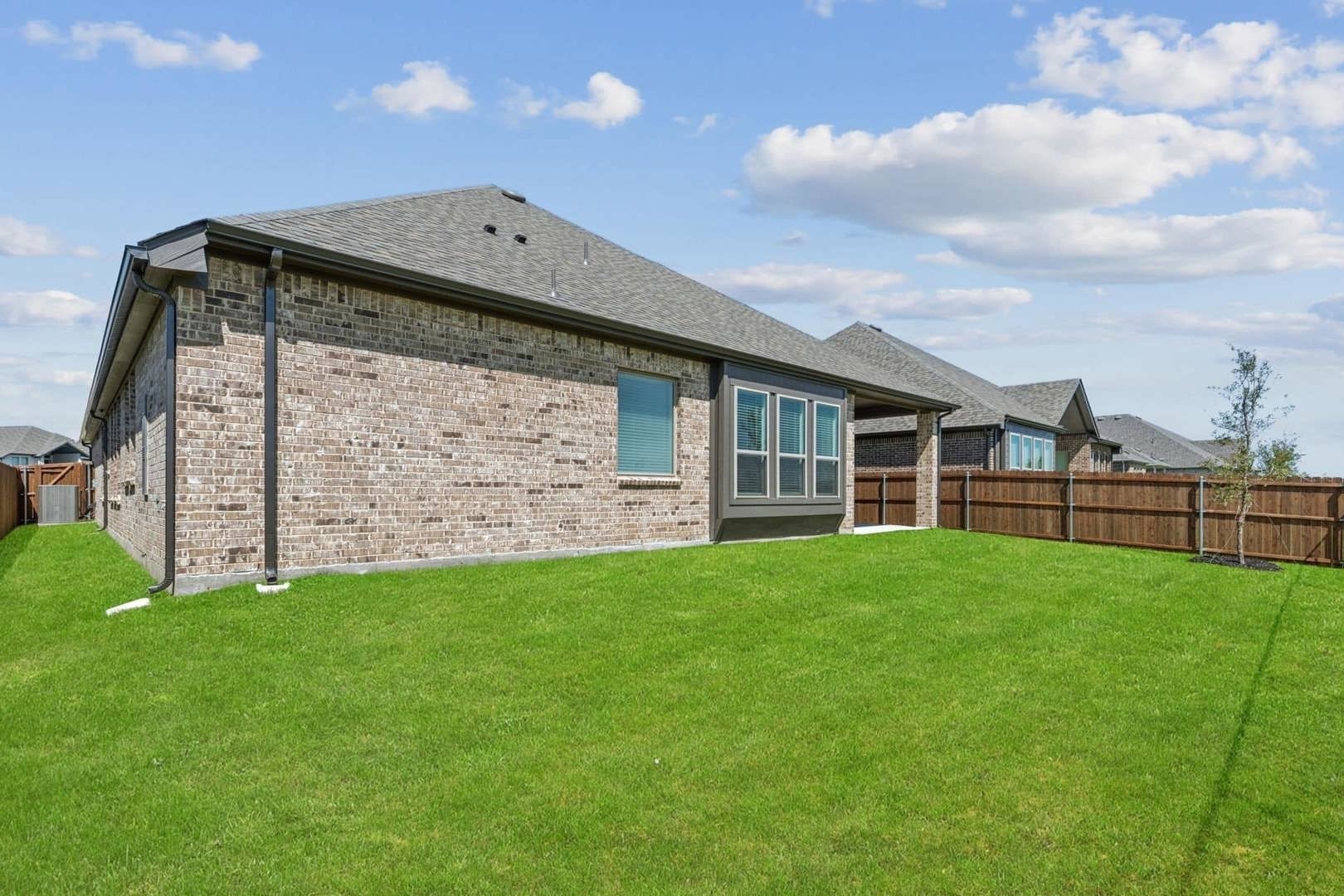 4321 Biddle Street Midlothian TX 76065