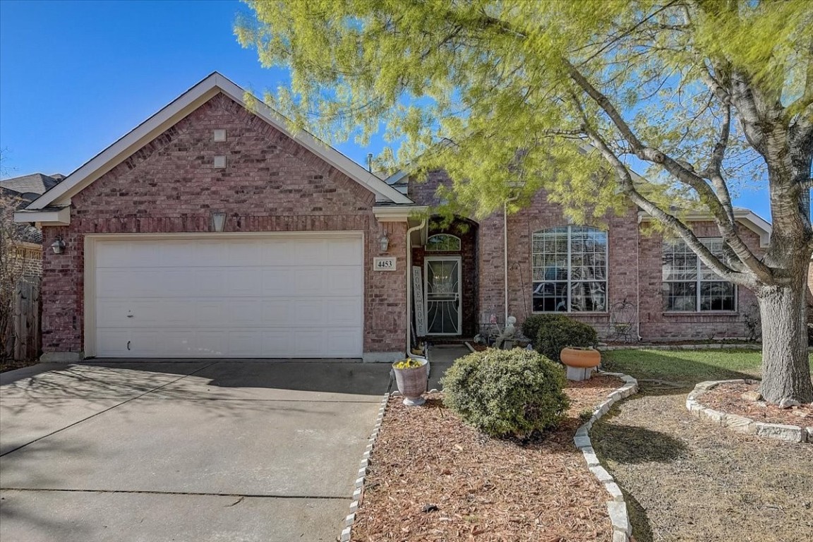 4453 Corner Brook Lane Fort Worth TX 76123