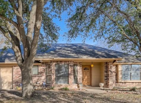 6848 Megan Lane North Richland Hills TX 76182