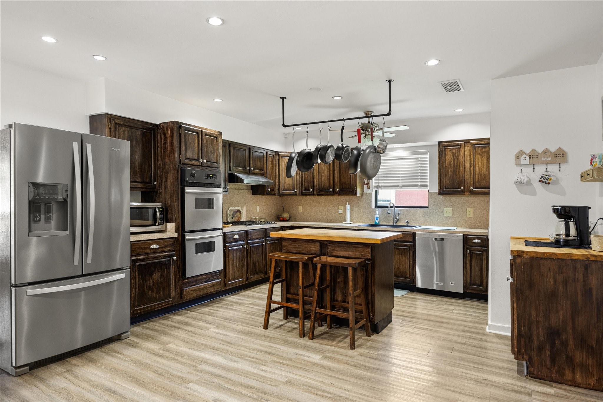 3712 Port Ridglea Granbury TX 76049