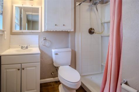 1805 Bardfield Avenue Garland TX 75041