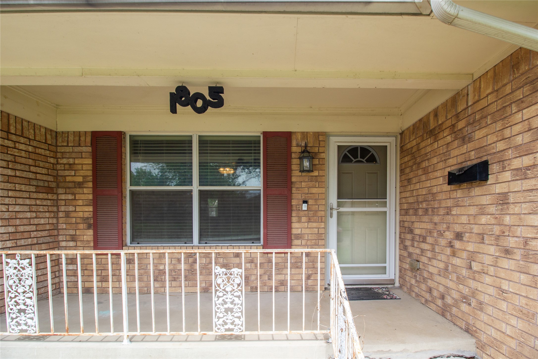 1805 Bardfield Avenue Garland TX 75041