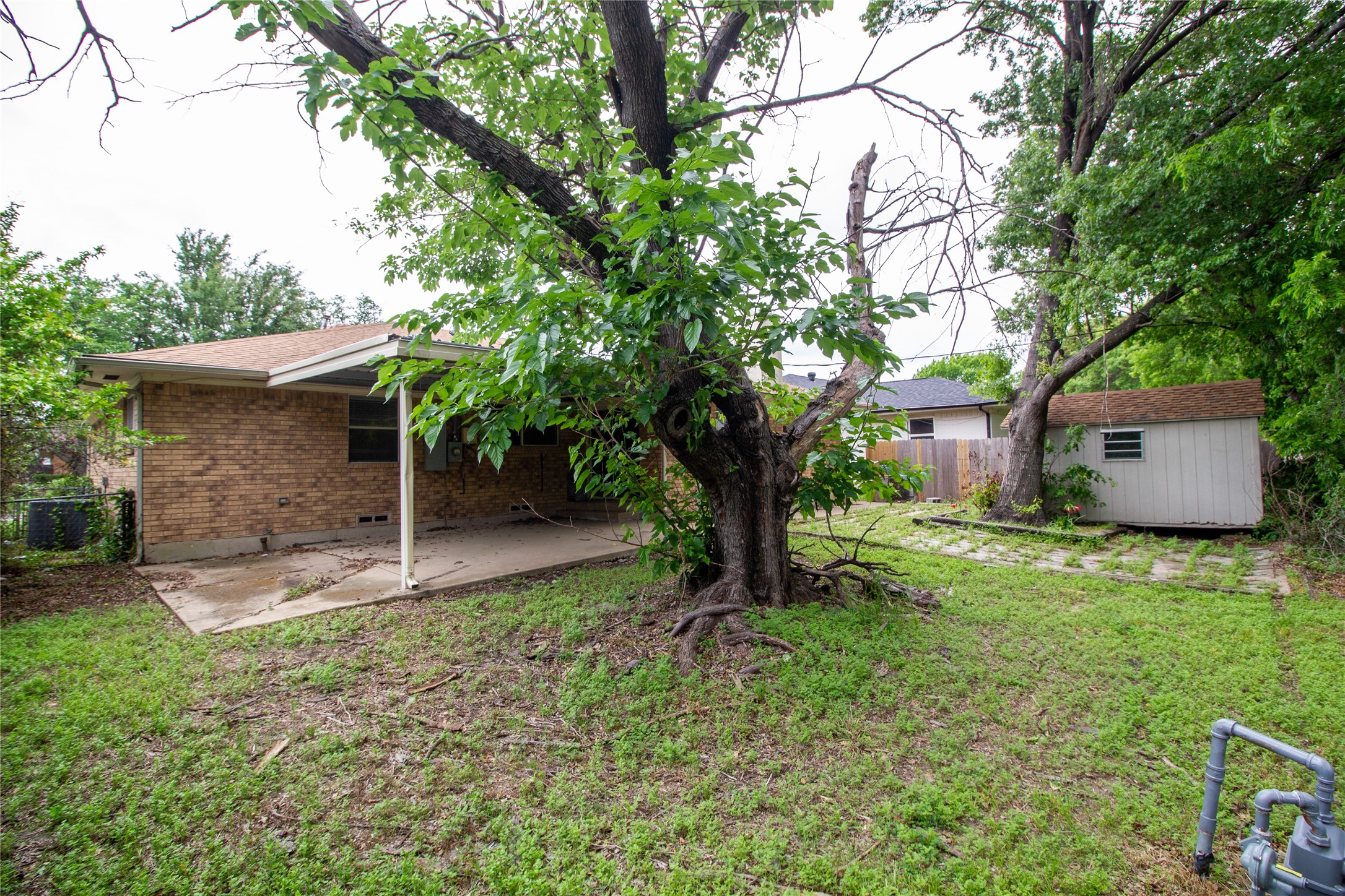 1805 Bardfield Avenue Garland TX 75041