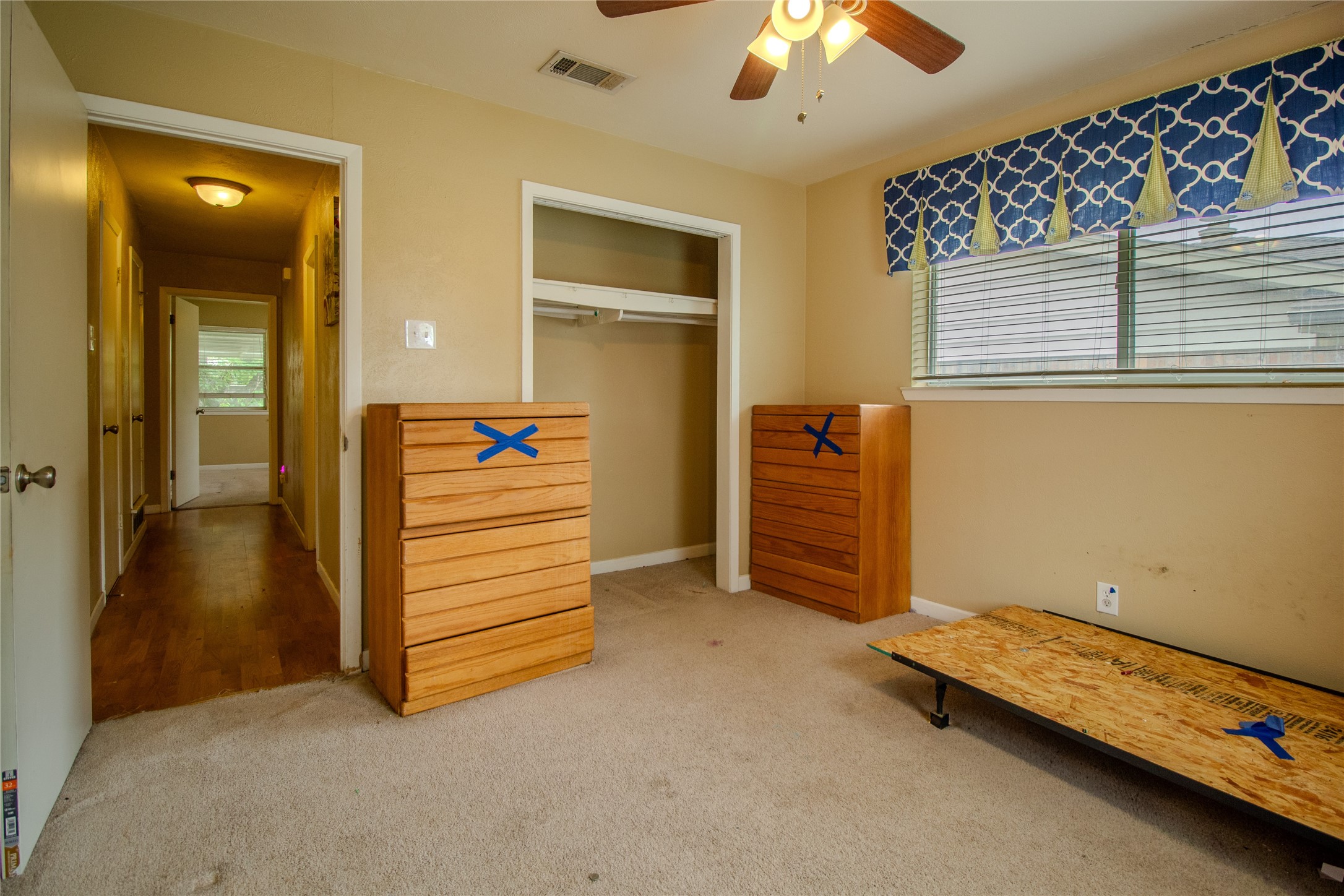 1805 Bardfield Avenue Garland TX 75041