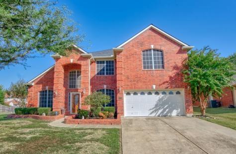 234 Saloon Drive Grand Prairie TX 75052