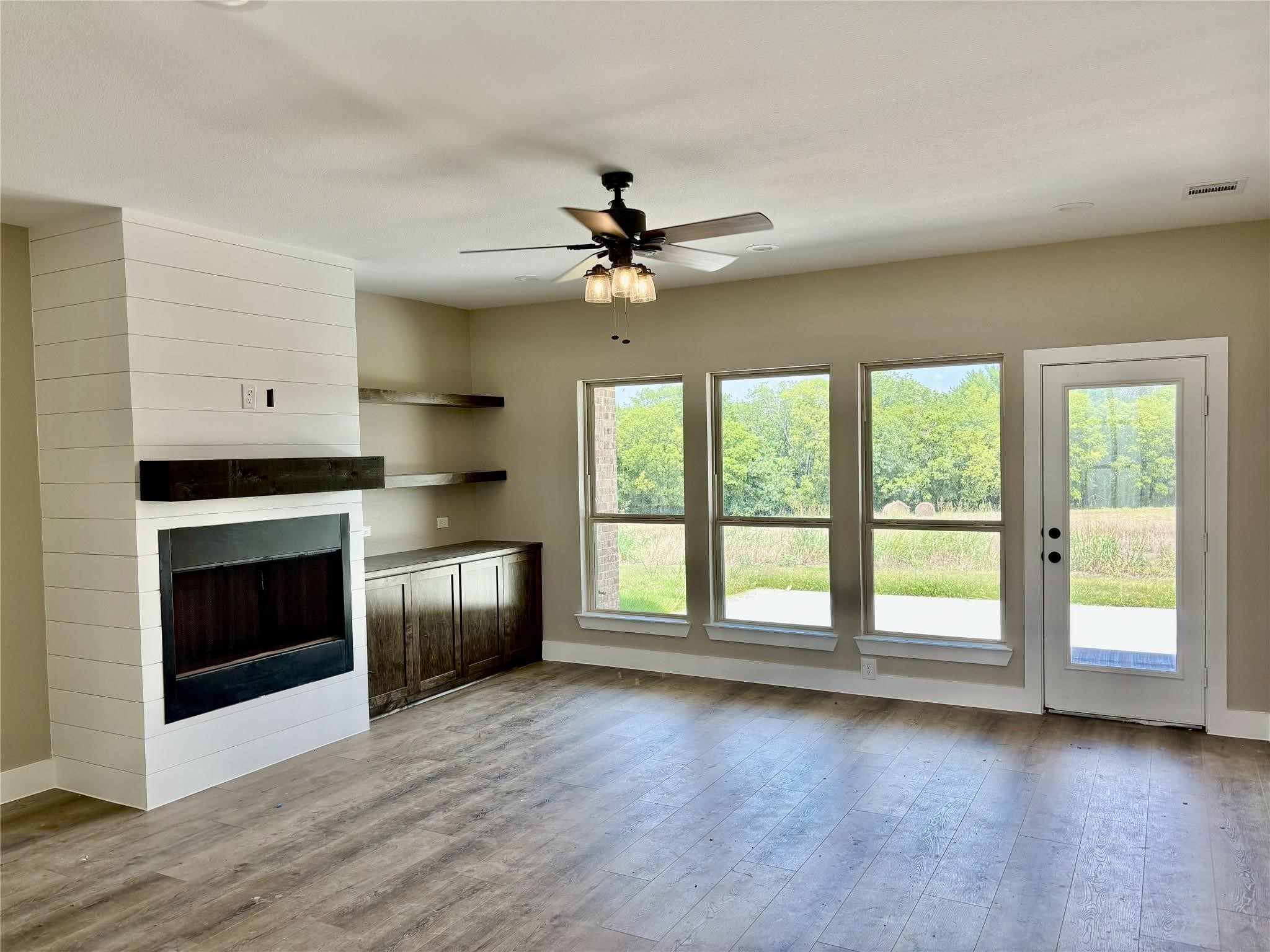 1026 Cr 1610 Lone Oak TX 75453