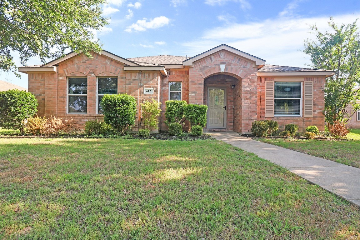 612 Skyflower Court Desoto TX 75115