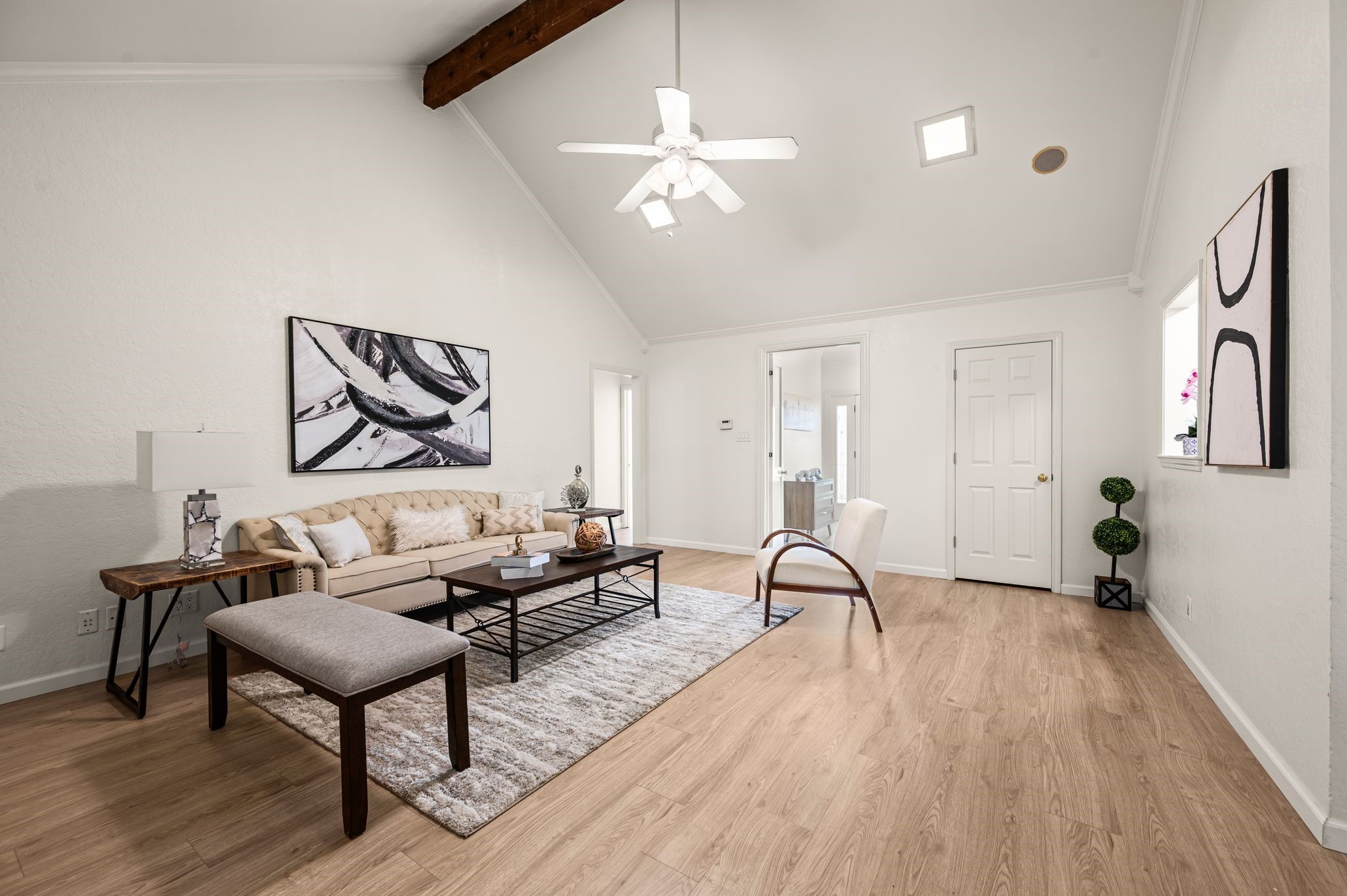 204 Overcrest Drive Benbrook TX 76126