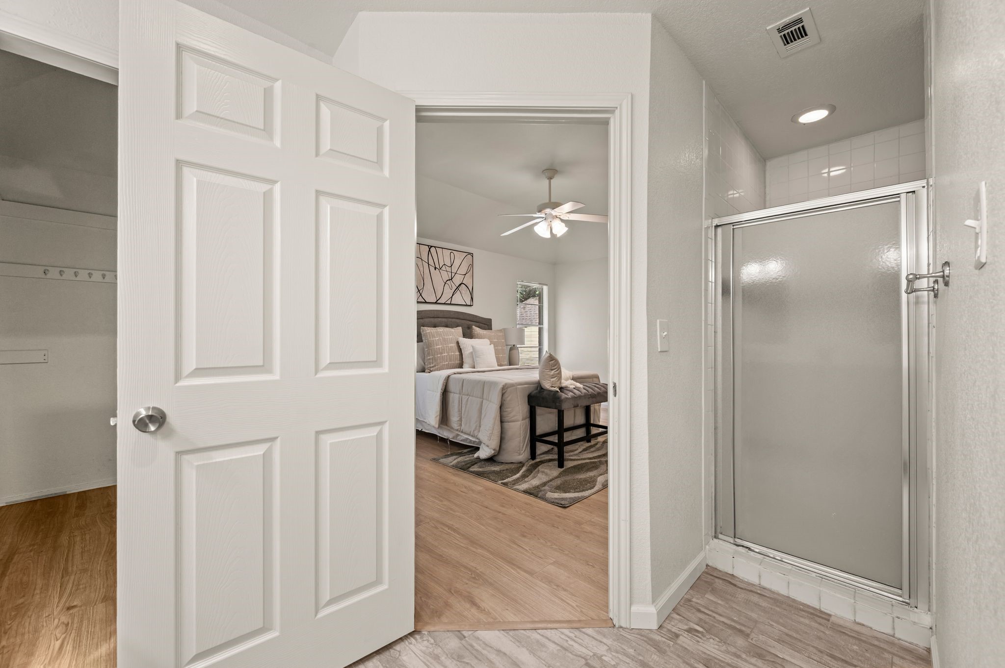 204 Overcrest Drive Benbrook TX 76126
