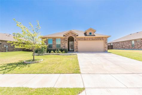 428 Windsail Lane Azle TX 76020