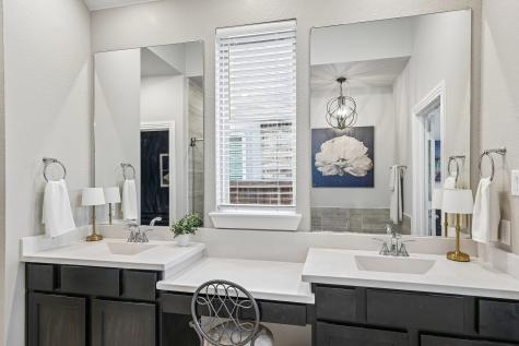 1913 Jumper Fields Drive Aubrey TX 76227