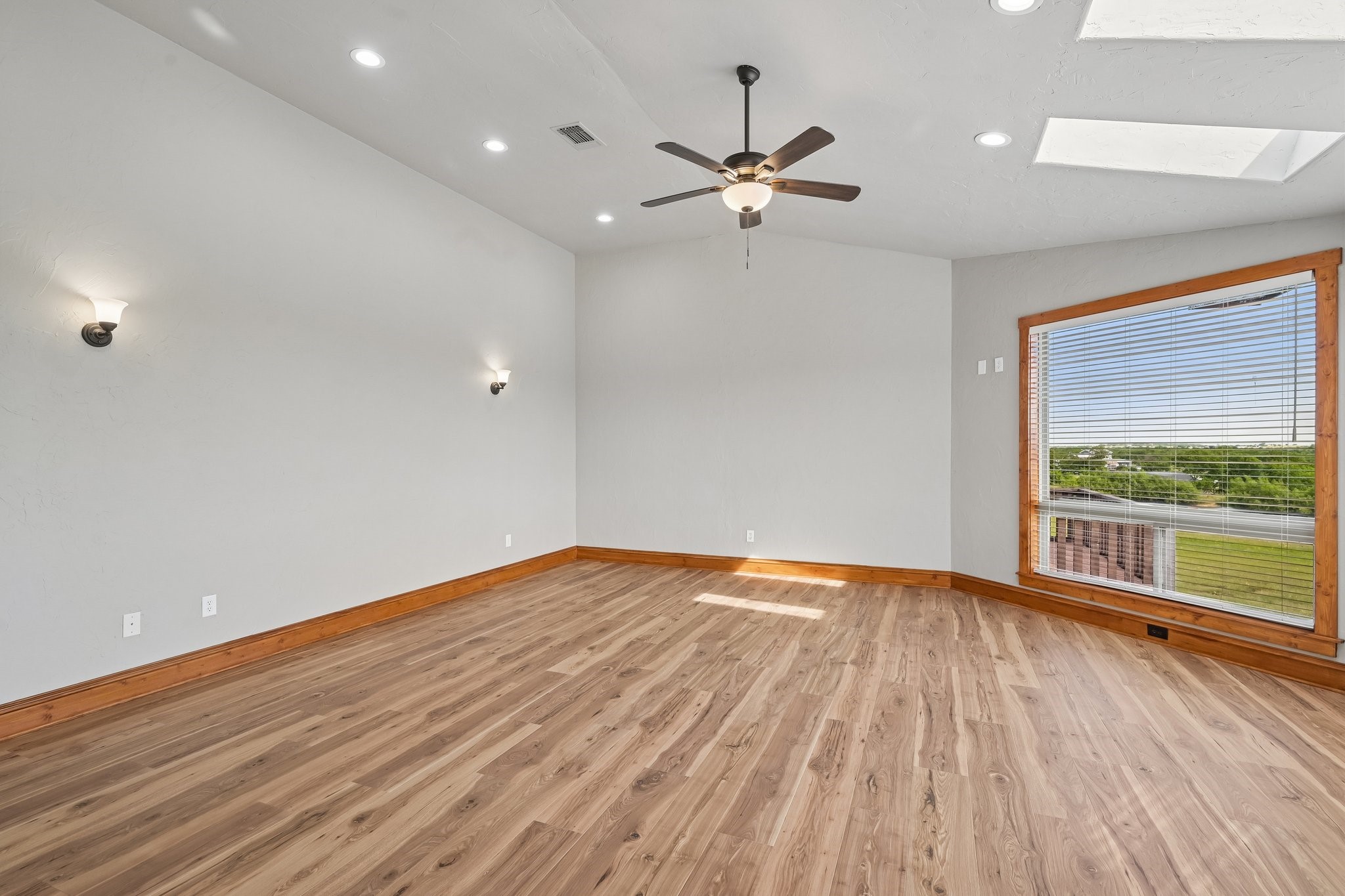 2085 Switzer Road Sanger TX 76266