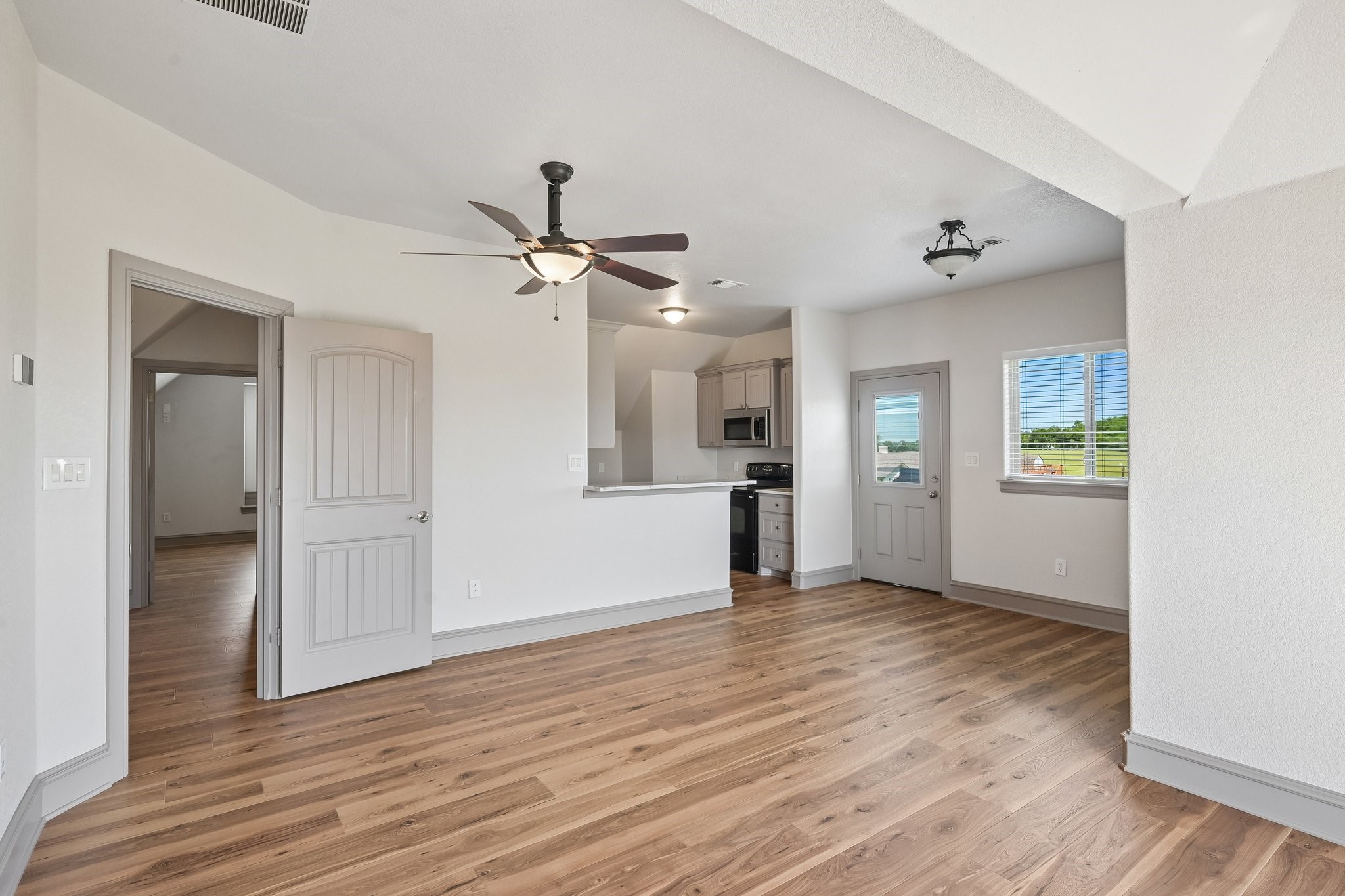 2085 Switzer Road Sanger TX 76266