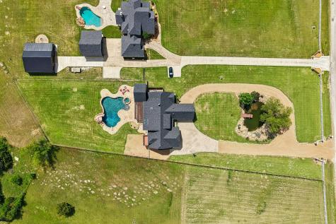 2085 Switzer Road Sanger TX 76266