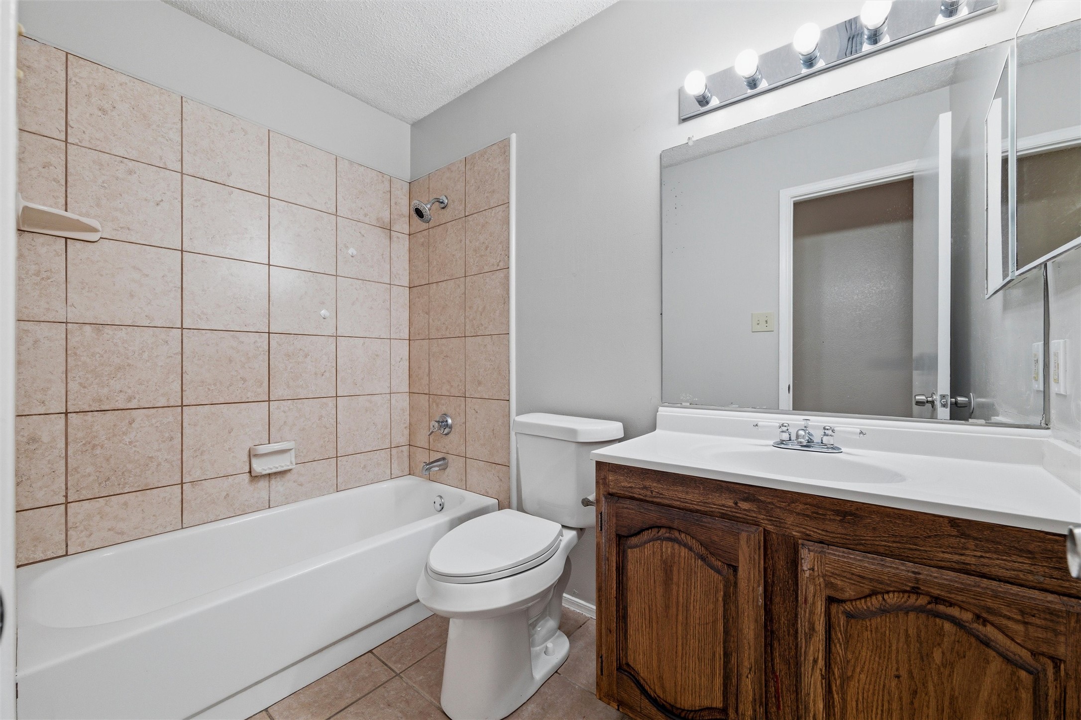 2500 Galemeadow Drive Fort Worth TX 76123