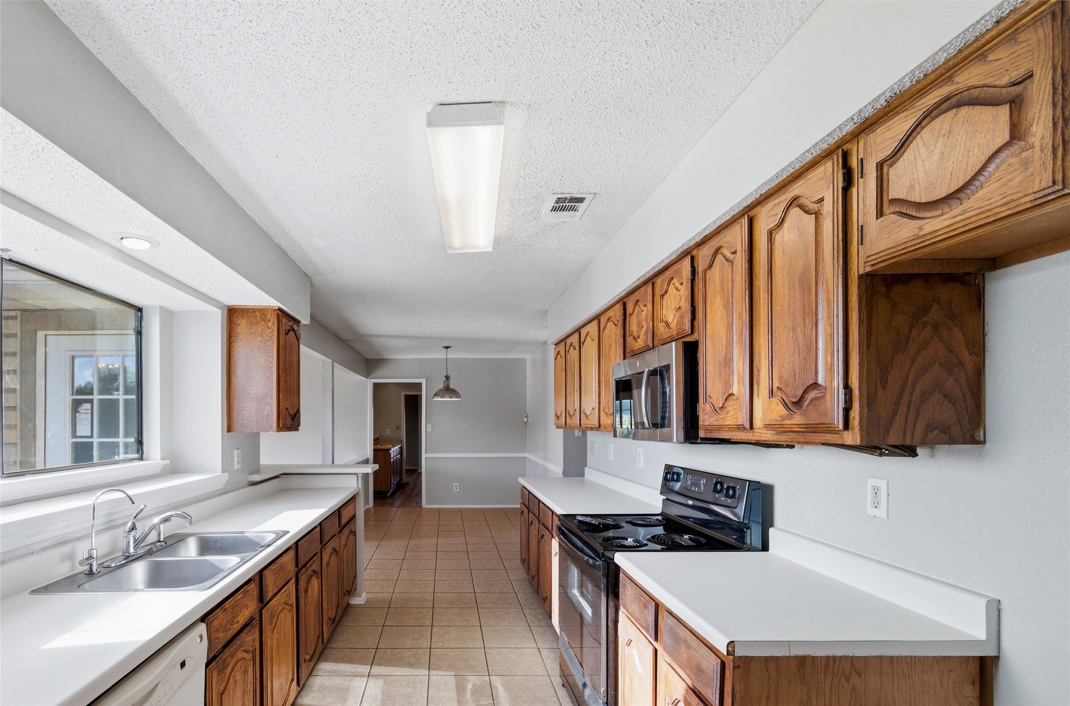 2500 Galemeadow Drive Fort Worth TX 76123
