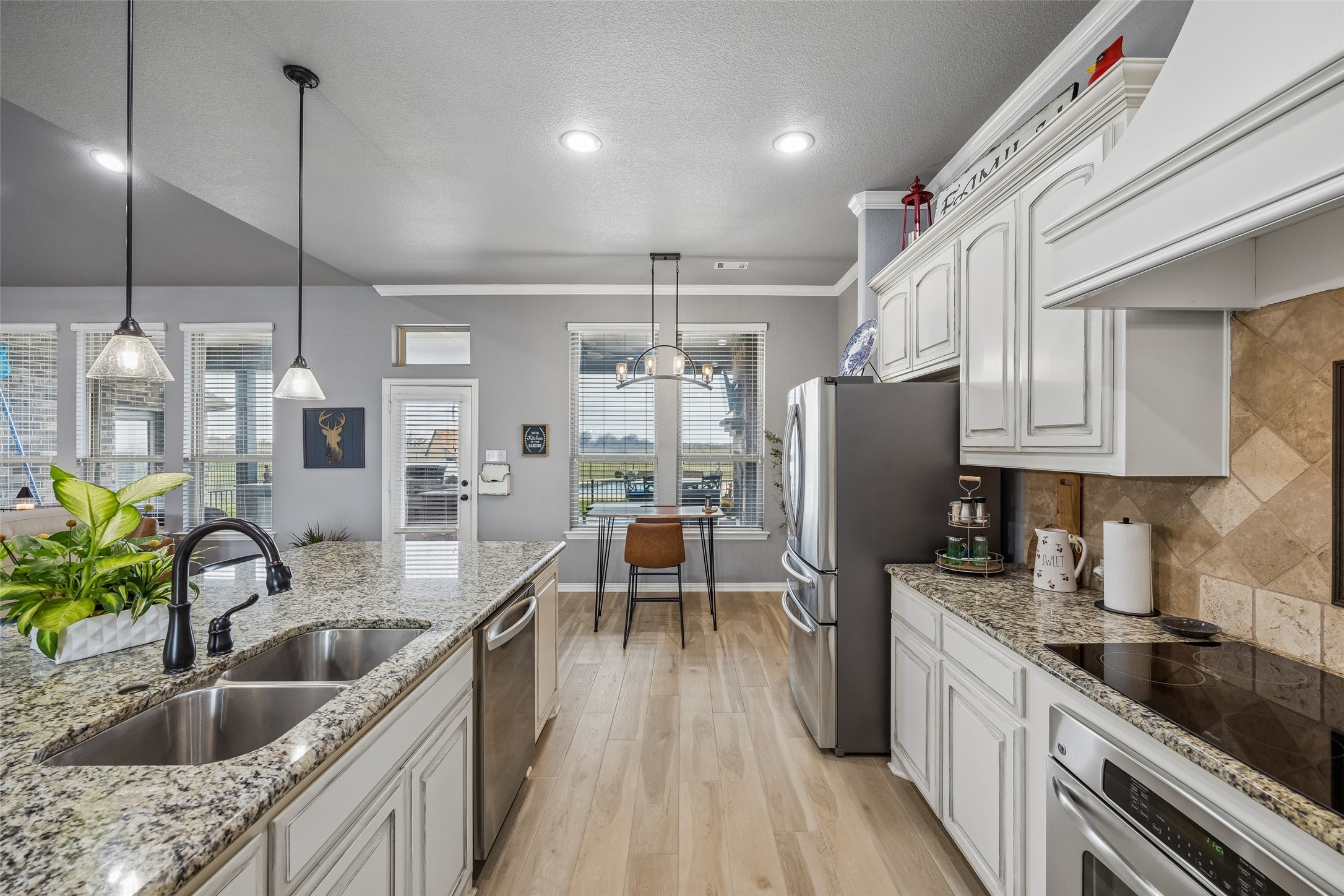 11201 Lakecrest Drive Sanger TX 76266
