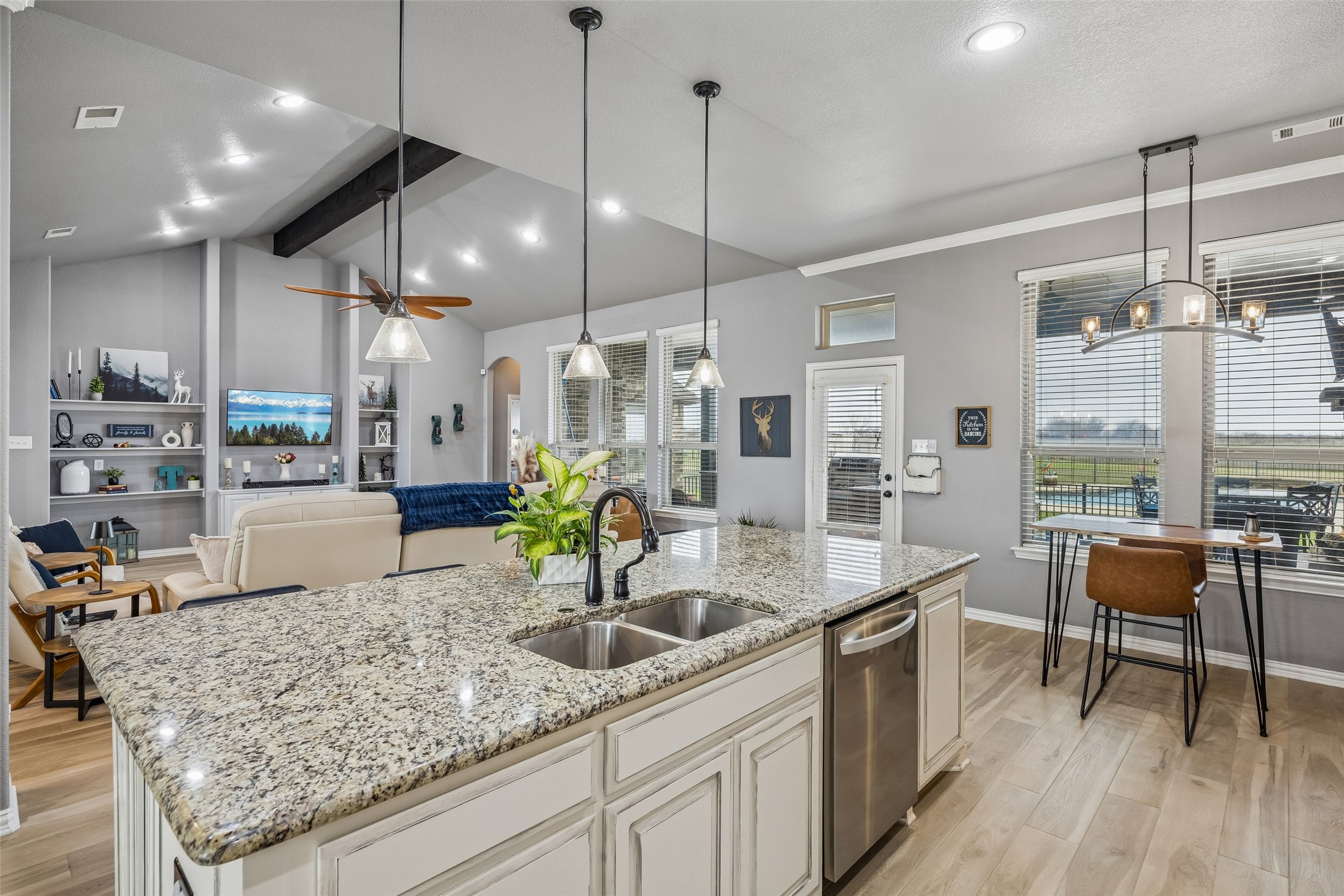 11201 Lakecrest Drive Sanger TX 76266