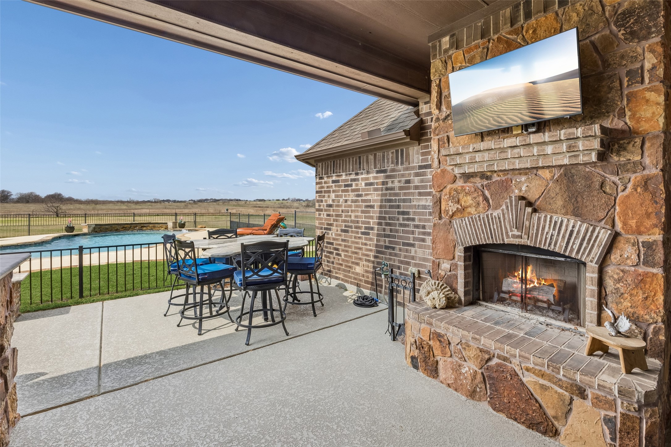 11201 Lakecrest Drive Sanger TX 76266