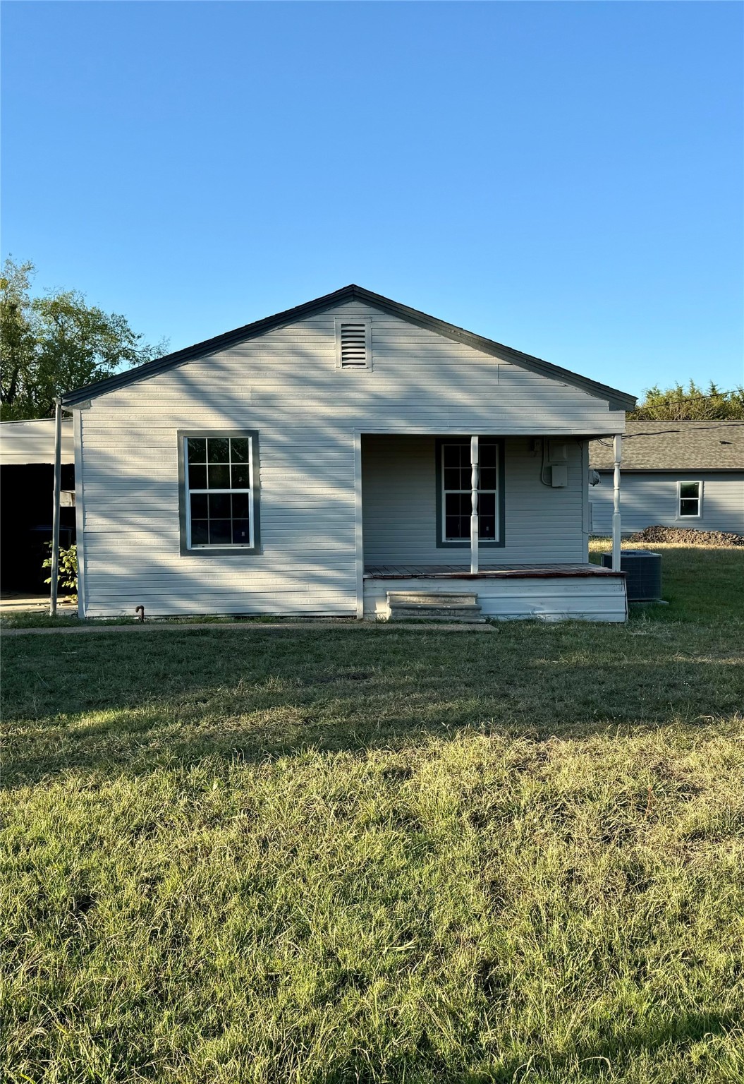 1904 Utilis Street Greenville TX 75401