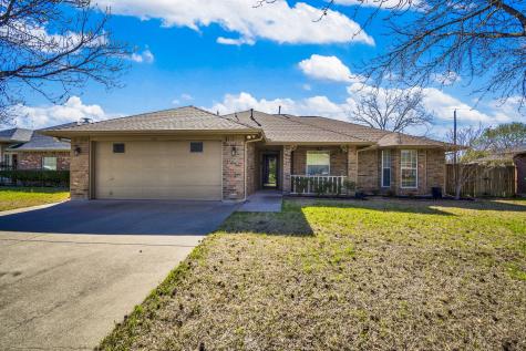 300 Morene Avenue Waxahachie TX 75165