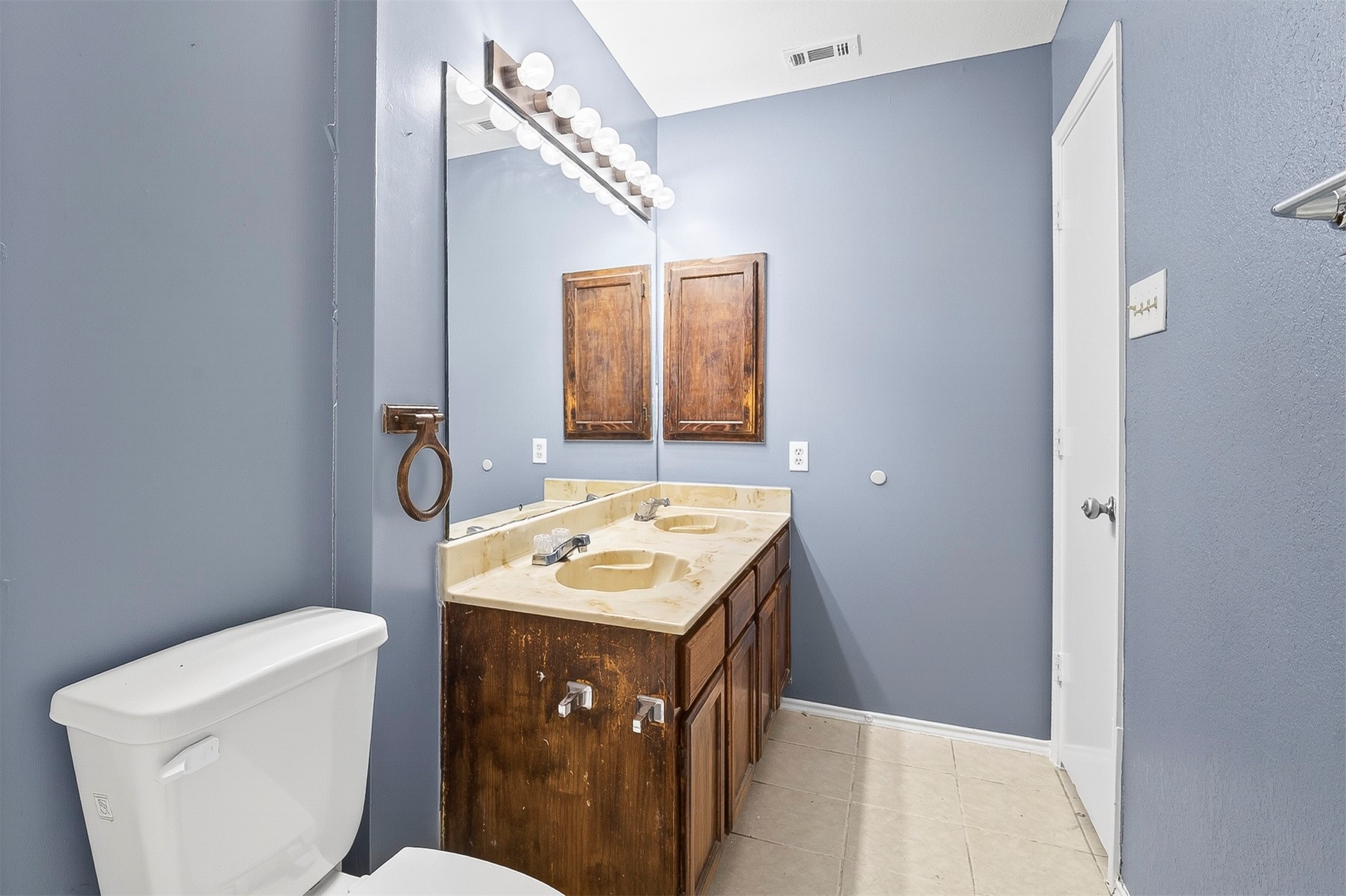 229 Overland Trail Mesquite TX 75149