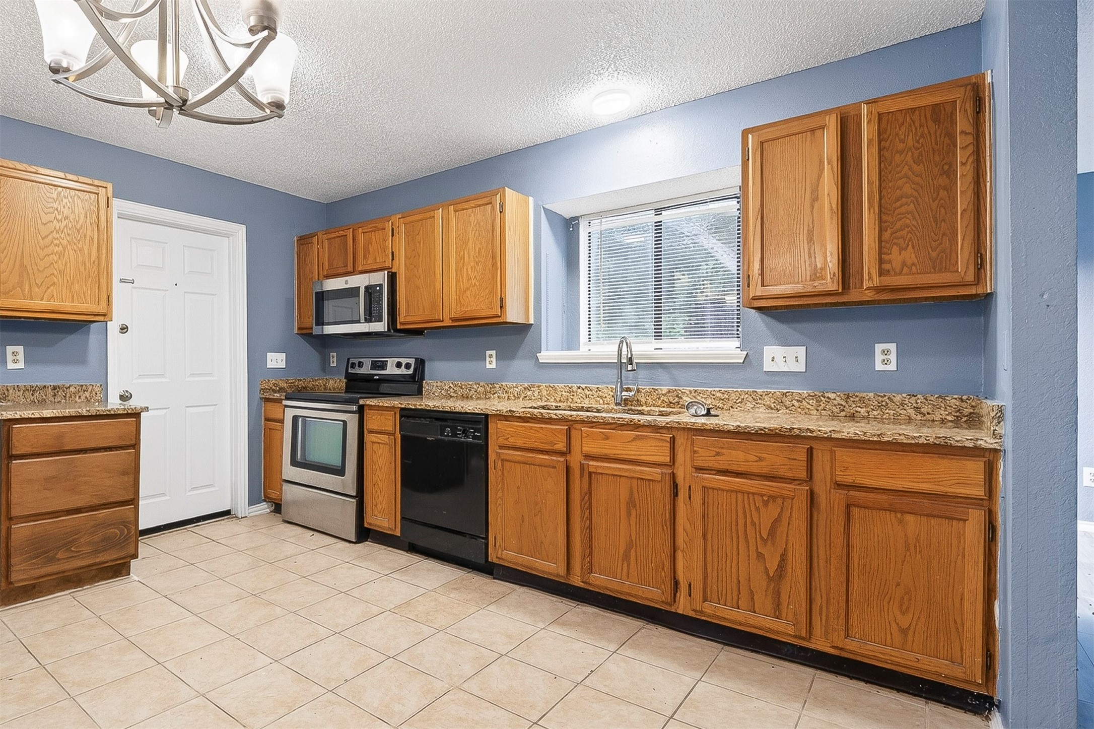 229 Overland Trail Mesquite TX 75149