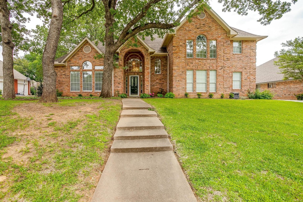 814 Majestic Oaks Court Mansfield TX 76063