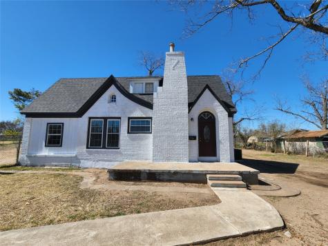 410 S Mill Street Bowie TX 76230