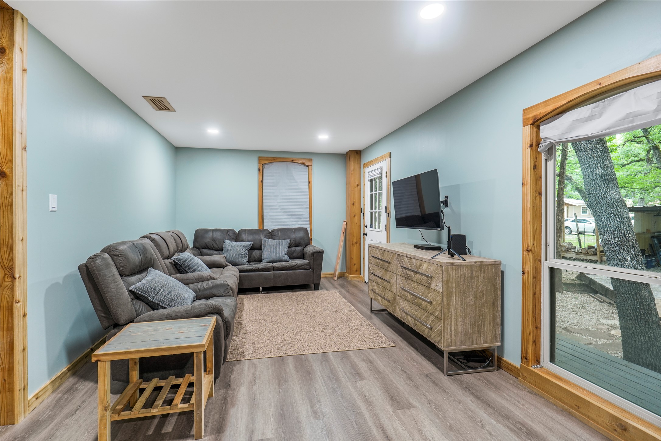 14204 County Road 4041 Scurry TX 75158