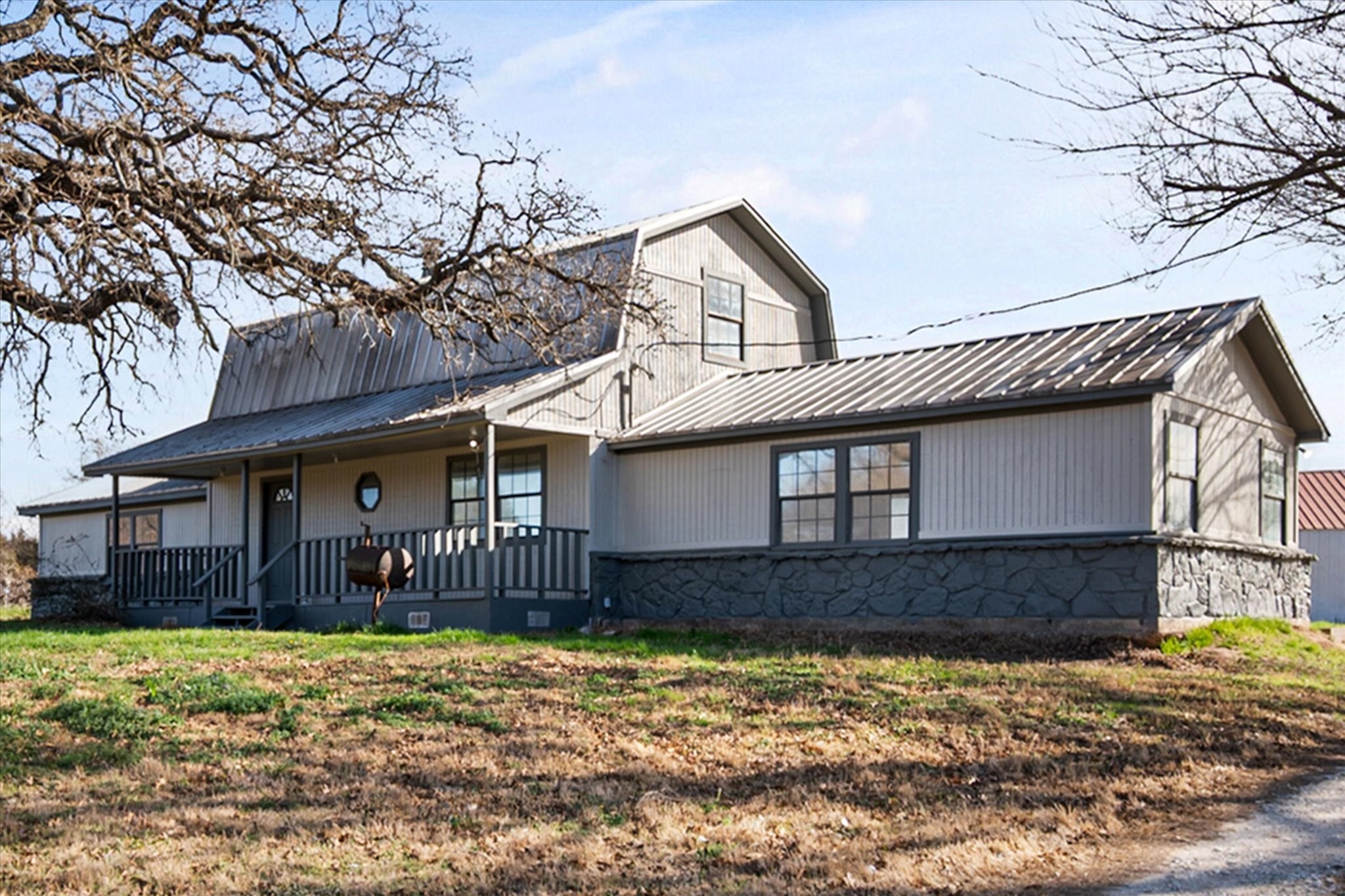 443 County Road 3799 Paradise TX 76073