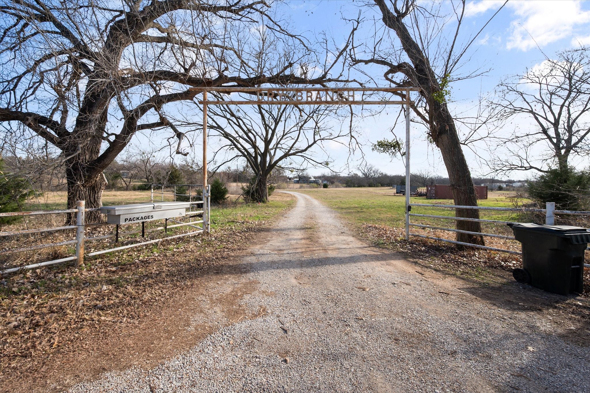 443 County Road 3799 Paradise TX 76073