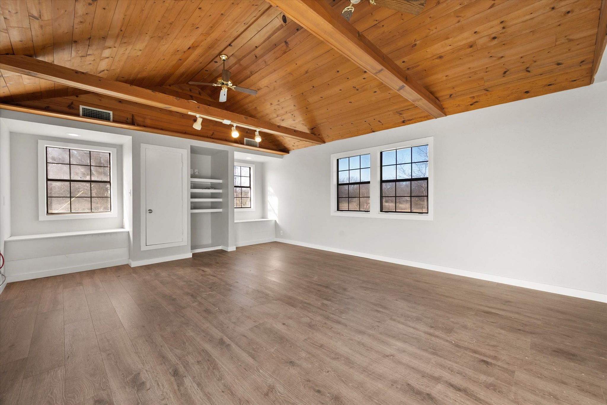 443 County Road 3799 Paradise TX 76073