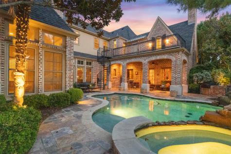5025 Castle Creek Court Plano TX 75093