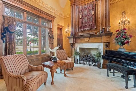 5025 Castle Creek Court Plano TX 75093