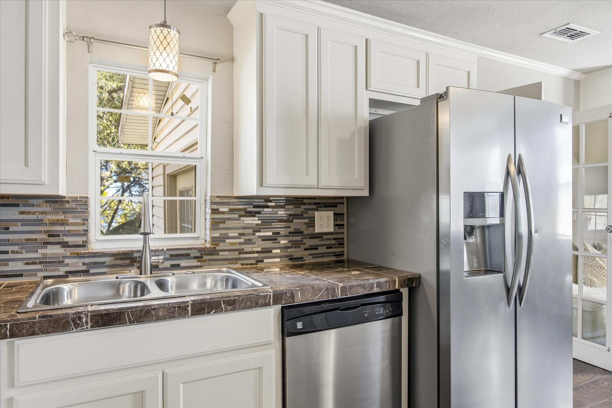 2707 Austin Drive Granbury TX 76048