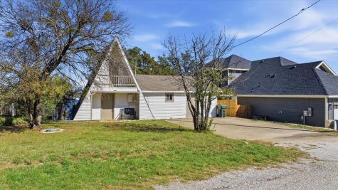 2707 Austin Drive Granbury TX 76048
