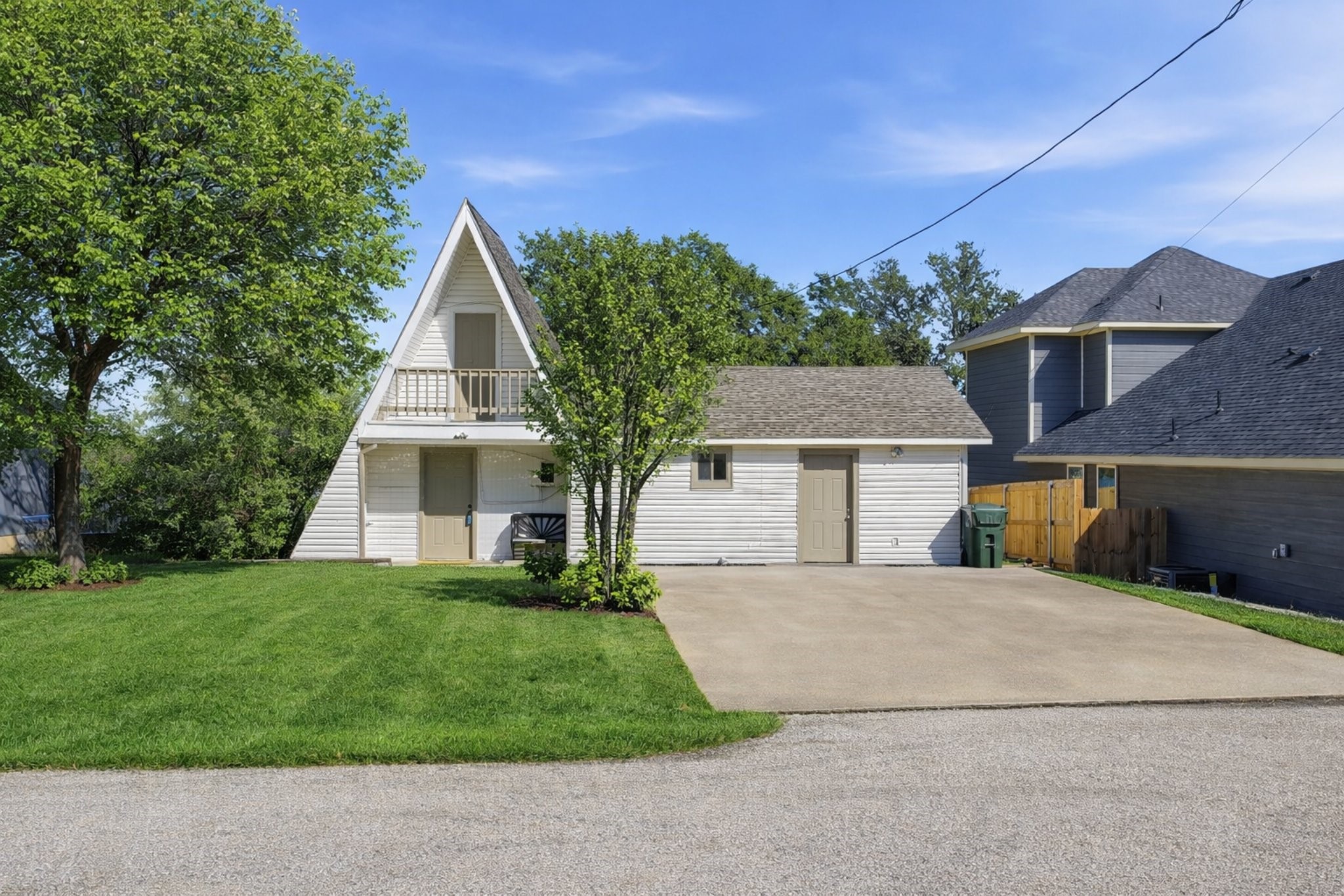2707 Austin Drive Granbury TX 76048