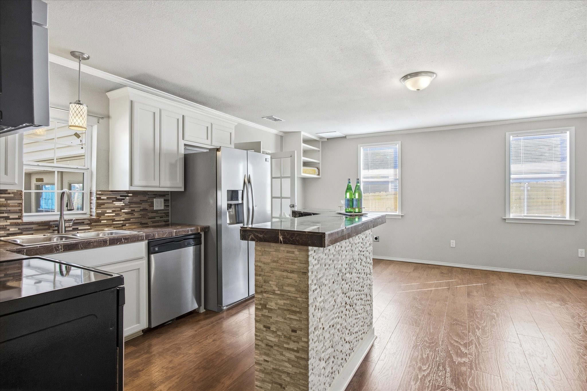 2707 Austin Drive Granbury TX 76048