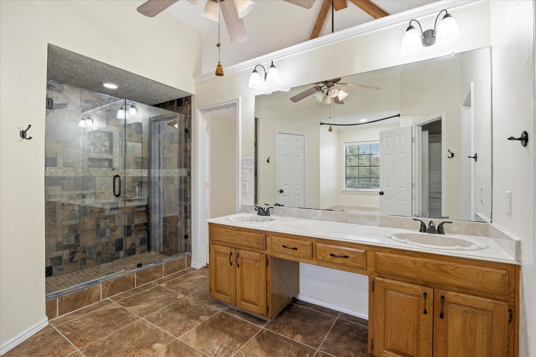 311 Creekview Circle Crandall TX 75114