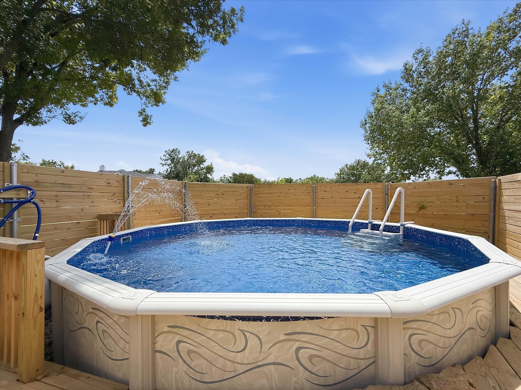 311 Creekview Circle Crandall TX 75114