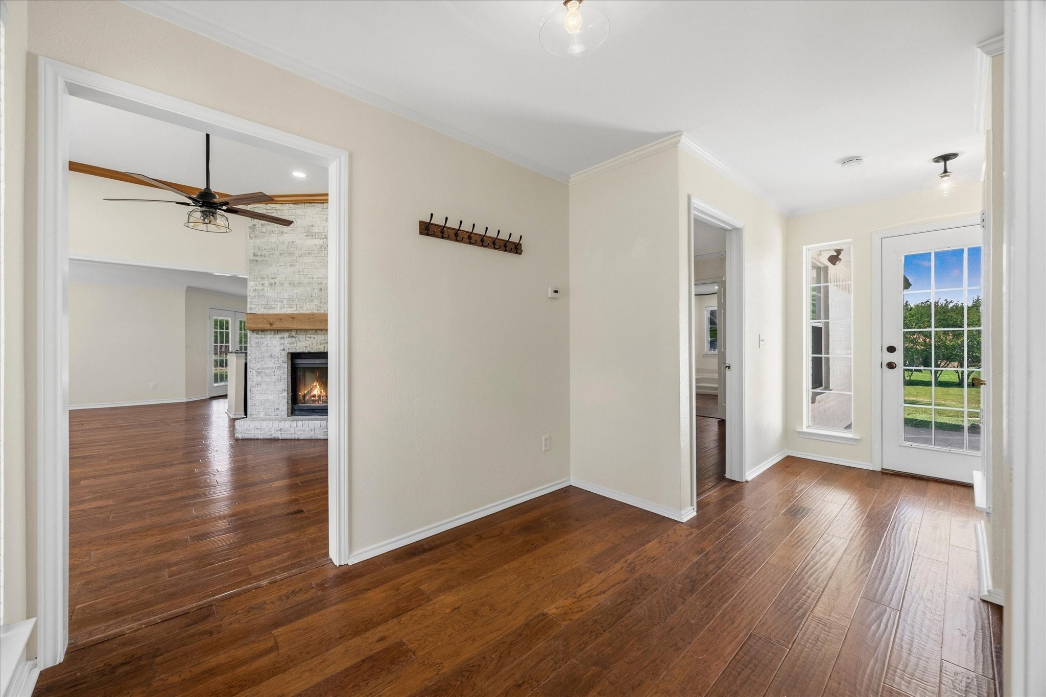 311 Creekview Circle Crandall TX 75114