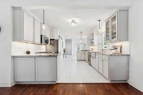 2844 S Adams Street Fort Worth TX 76110