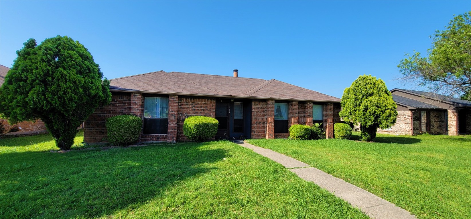 907 Courtney Drive Mesquite TX 75150