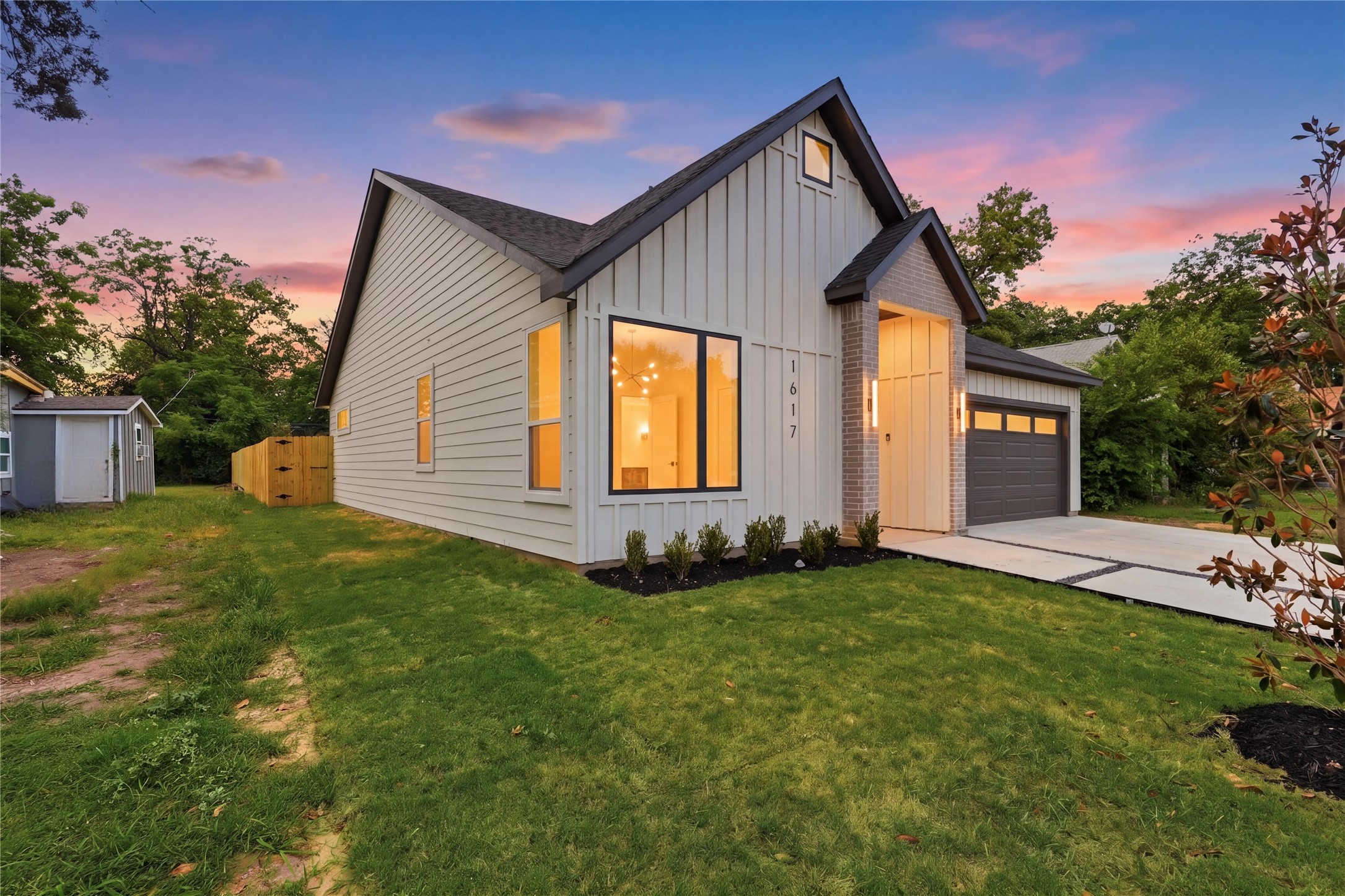1617 Marburg Street Dallas TX 75215